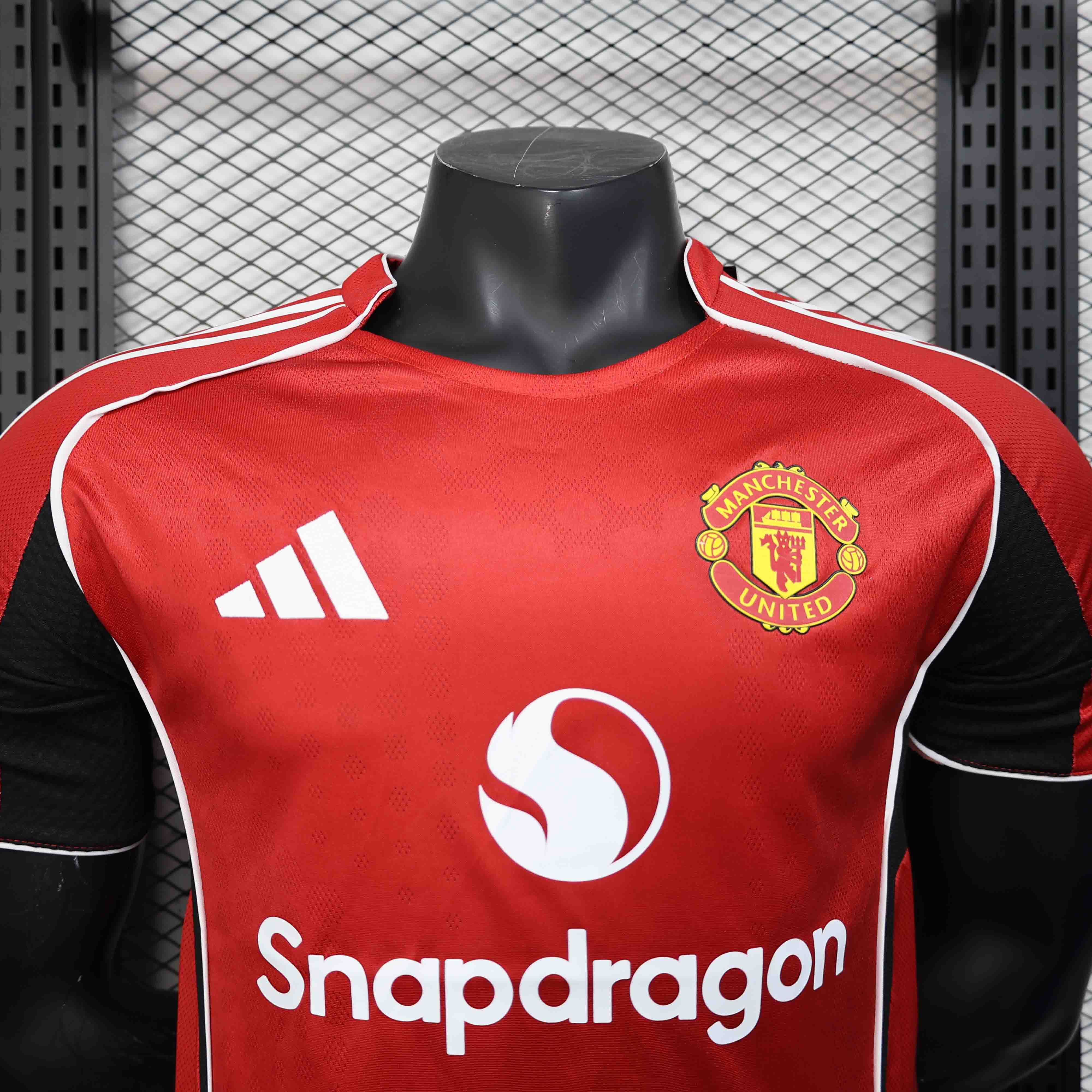 Maillot Manchester United 2025-26