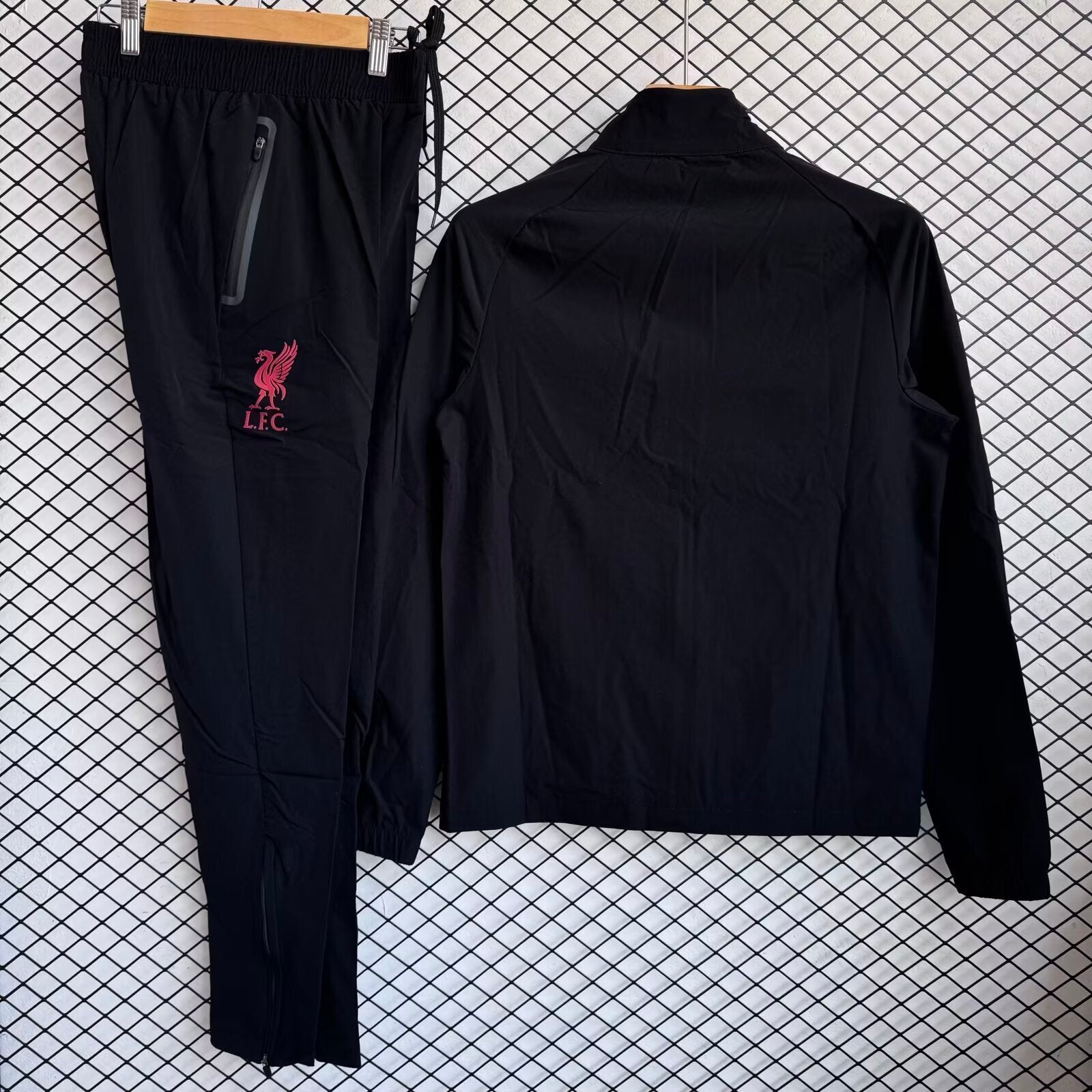25-26 black liverpool windbreaker