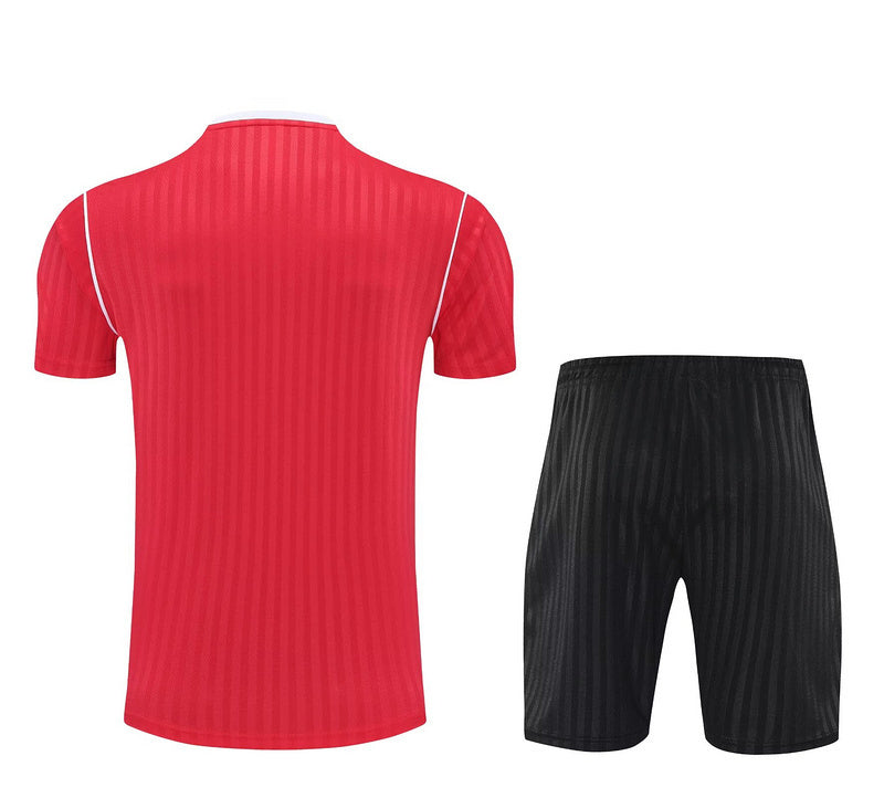 Ensemble Rouge Manchester United 25/26 – T-Shirt & Short d’Entraînement OG