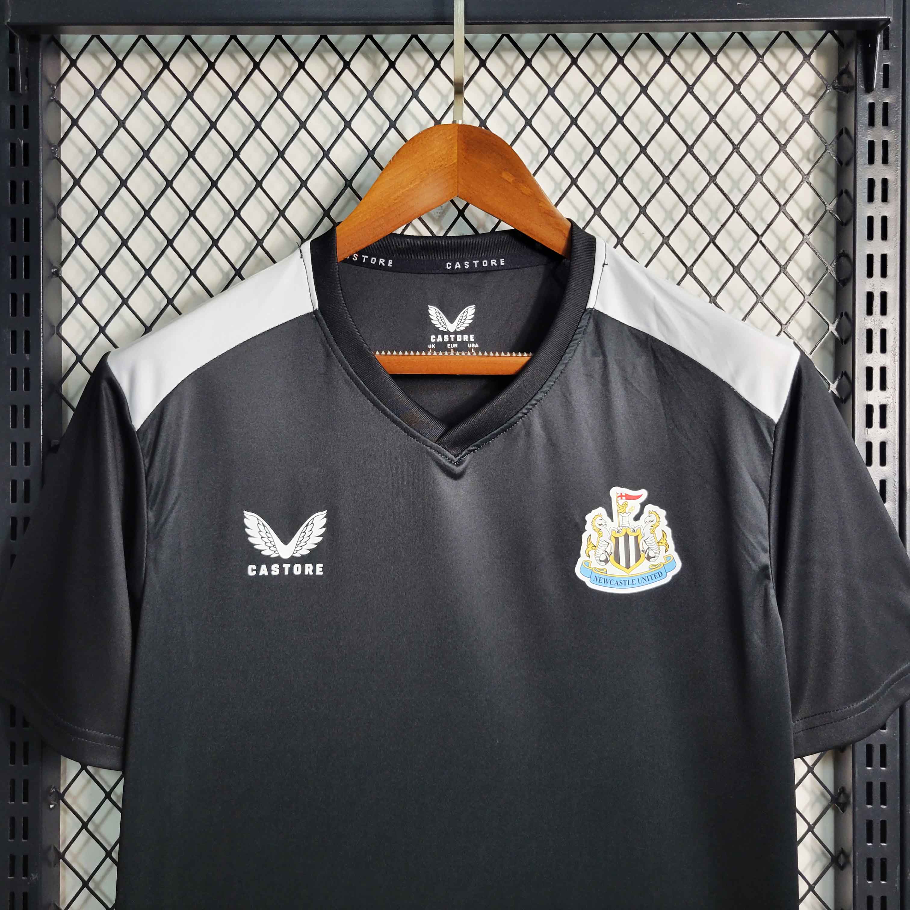 Maillot Newcastle entrainement 2023-24