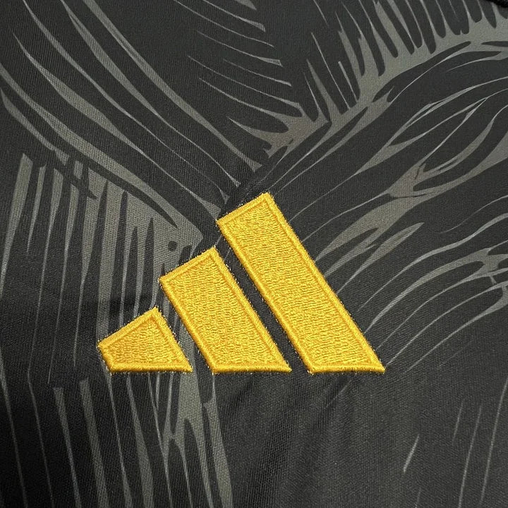 Maillot Real Madrid foot concept 2024 2025