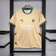 Maillot  AC Milan concept GUCCI 2024/25