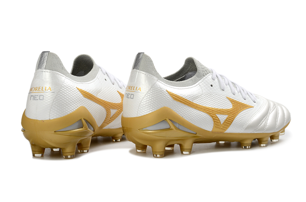 Mizuno Morelia Neo IV BATE