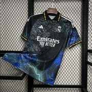 Maillot Real Madrid foot concept 2024 2025