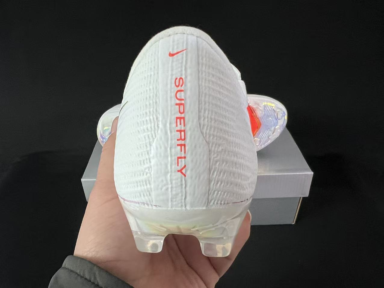 Air Zoom Mercurial Vapor XV Elite FG